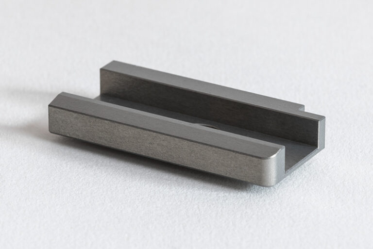 Aufnahme Einzelfaserführung 250µ bis 900µ für Glasfasertrenngerät Corning FBC006 A8, Artikel-Nr. CLV-FBC6UA-A8