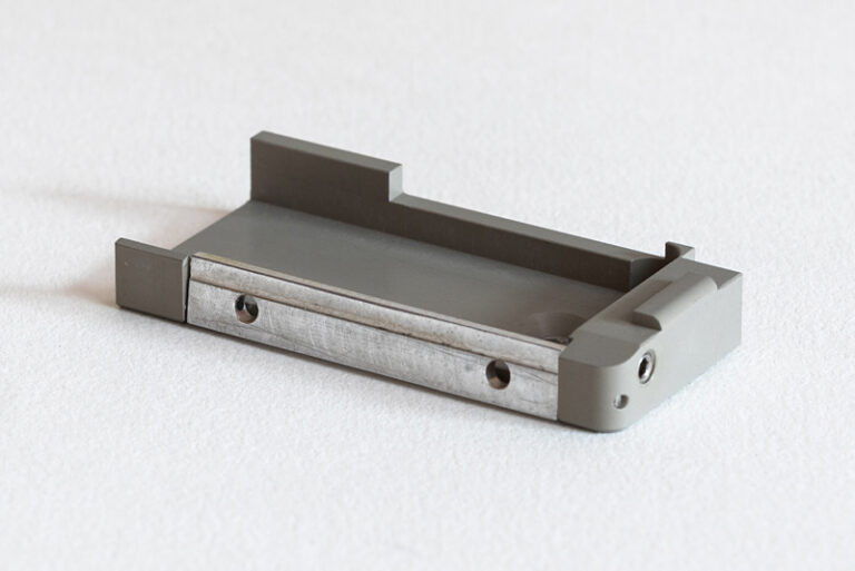 Aufnahme für FttP Faserhalter für Glasfasertrenngerät Corning FBC006 -3, Artikel-Nr. CLV-FBC6FTTPA-1